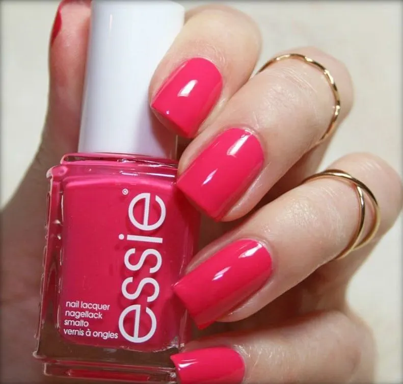 Status Symbol βερνίκι νυχιών | essie - Image 2